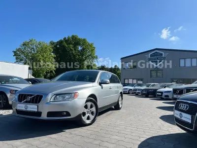 Gebraucht Volvo V70 Kinetic 185 PS (136 kW) 2007 Silber Kombi