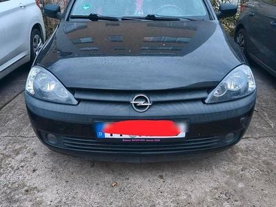Schwarz Gebraucht 2001 Opel Corsa Kleinwagen | 700 € (Guter Preis)