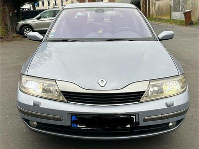 Usata Renault Laguna II Authentique 120 CV (88 kW) 2002 Blu Berlina
