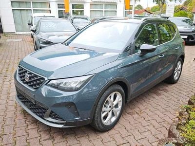 Blau Neu 2025 Seat Arona FR SUV | 26.840 € (Guter Preis)