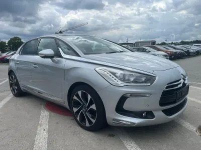 Gebraucht Citroën DS5 So Chic 163 PS (119 kW) 2012 Silber Kleinwagen
