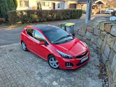 Gebraucht Kia Ceed GT GT-Line 136 PS (100 kW) 2016 Rot Limousine
