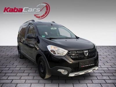 Gebraucht Dacia Dokker Celebration 116 PS (85 kW) 2017 Schwarz Van / Kleinbus