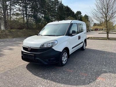 Usata Fiat Doblò Basis 95 CV (69 kW) 2016 Bianco Monovolume