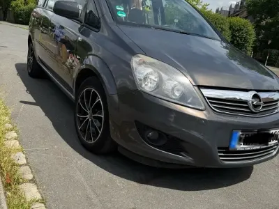 Gebraucht Opel Zafira 110 PS (80 kW) 2014 Grau Van / Kleinbus