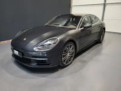 Gebraucht Porsche Panamera 4S Chrono 422 PS (310 kW) 2017 Vulkangraumetallic Kleinwagen