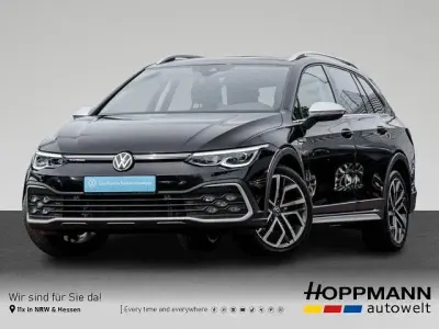 Gebraucht VW Golf Alltrack 200 PS (147 kW) 2023 Deep black perleffekt Kombi
