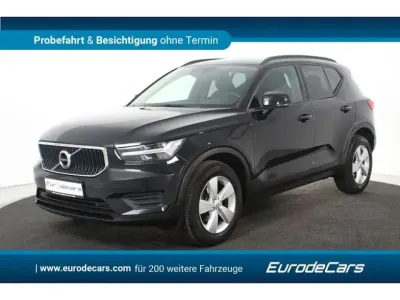 Gebraucht Volvo XC40 Momentum 129 PS (94 kW) 2021 Schwarz SUV