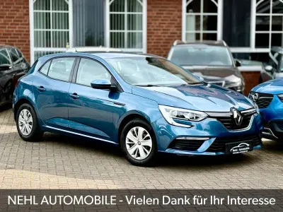 Gebraucht Renault Mégane III 101 PS (74 kW) 2016 Blau Limousine