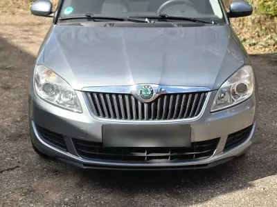 Second-hand Skoda Roomster 105 CP (77 kW) 2010 Gri Monovolum
