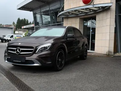 Gebraucht Mercedes GLA220 AMG Edition 1 170 PS (125 kW) 2015 Braun SUV