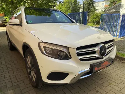 Używany Mercedes GLC250 AMG 204 KM (150 kW) 2015 Biały SUV