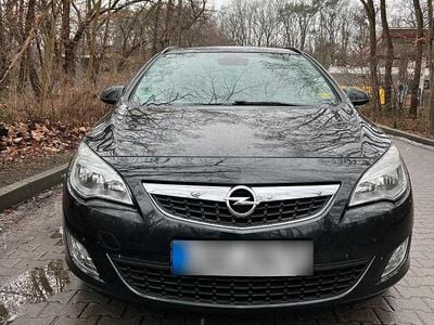 Usata Opel Astra 125 CV (91 kW) 2012 Nero Station wagon