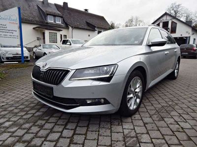 gebraucht Skoda Superb Combi Navi Multilenkrad Tempo Xenon