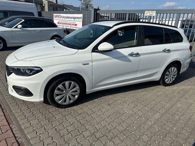 Gebraucht Fiat Tipo Easy 120 PS (88 kW) 2017 Weiß Limousine