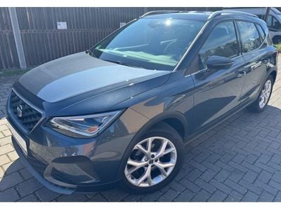 Grau Gebraucht 2023 Seat Arona FR SUV | 20.450 € (Fairer Preis)
