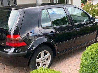 Gebraucht VW Golf IV 116 PS (85 kW) 2002 Schwarz Kleinwagen
