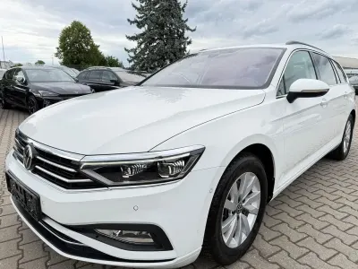 Gebraucht VW Passat Business 150 PS (110 kW) 2022 Weiß Kombi