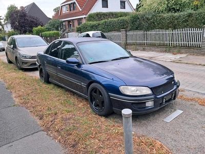 Opel Omega
