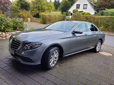 Mercedes E200