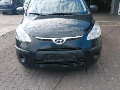 Gebraucht Hyundai i10 67 PS (49 kW) 2008 Schwarz Kleinwagen