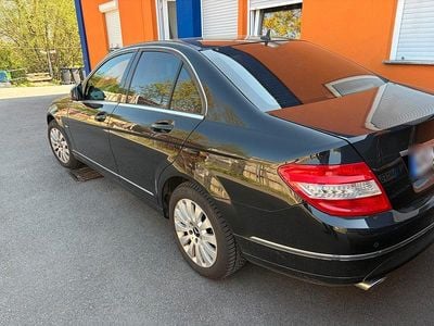 Second-hand Mercedes C280 231 CP (169 kW) 2007 Negru Berlinǎ