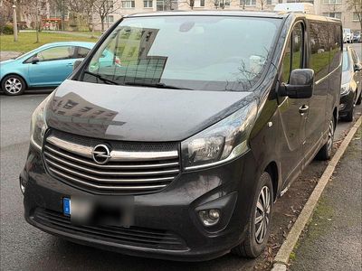 Gebraucht Opel Vivaro 125 PS (91 kW) 2016 Schwarz Van / Kleinbus