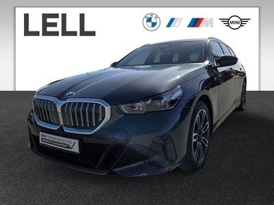 Gebraucht BMW 520 M Sport 197 PS (144 kW) 2025 Grau Kombi