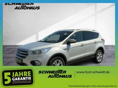 Gebraucht Ford Kuga Titanium 179 PS (131 kW) 2019 Silber SUV