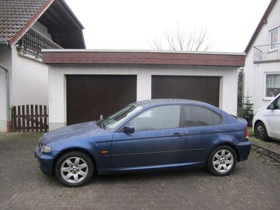 Gebraucht BMW 316 116 PS (85 kW) 2003 Blau Coupé