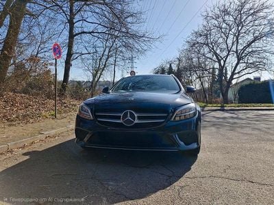 Usata Mercedes C180 156 CV (114 kW) 2019 Nero Station wagon