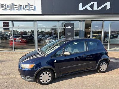 Gebraucht Mitsubishi Colt Edition 95 PS (69 kW) 2010 Blau Kleinwagen