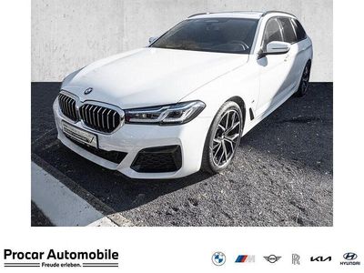 Gebraucht BMW 520 M Sport 190 PS (139 kW) 2023 Weiß Kombi