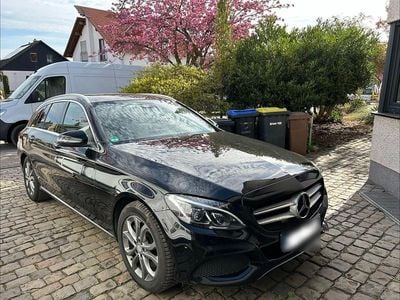 Second-hand Mercedes C300 Avantgarde 245 CP (180 kW) 2016 Negru Break