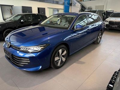 Gebraucht VW Passat Business 150 PS (110 kW) 2024 Blau Kombi
