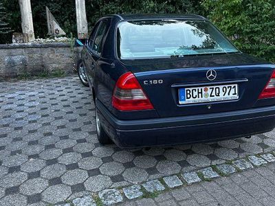 Mercedes C180