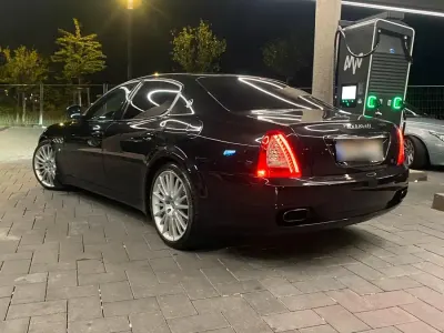Gebraucht Maserati Quattroporte 440 PS (323 kW) 2011 Schwarz Limousine