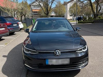 Gebraucht VW Golf VIII 150 PS (110 kW) 2020 Schwarz Kleinwagen