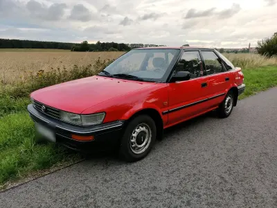 Gebraucht Toyota Corolla XLi 75 PS (55 kW) 1991 Rot Kleinwagen