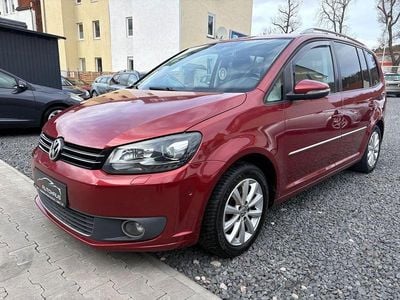 Gebraucht VW Touran Highline 105 PS (77 kW) 2012 Rot Van / Kleinbus
