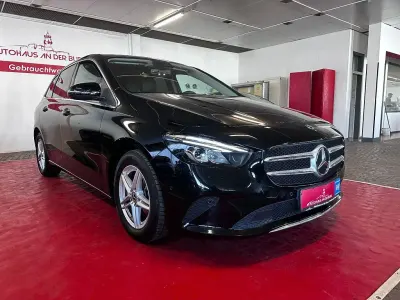 Gebraucht Mercedes B180 116 PS (85 kW) 2020 Schwarz Van / Kleinbus