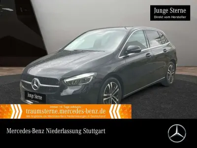 Gebraucht Mercedes B200 Advanced 163 PS (119 kW) 2025 Schwarz Van / Kleinbus