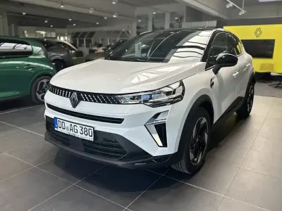 Neu Renault Captur Techno 91 PS (66 kW) 2025 Perlmuttweiß metallic, black SUV