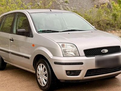 Second-hand Ford Fusion 80 CP (58 kW) 2003 Argintiu Hatchback