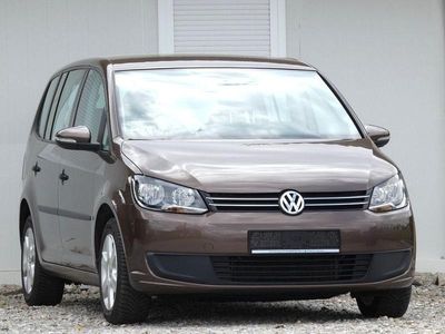 Second-hand VW Touran Trendline 105 CP (77 kW) 2014 Maro Monovolum