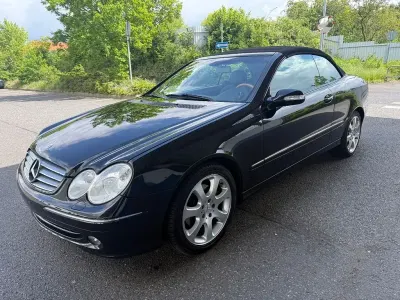 Gebraucht Mercedes CLK320 Elegance 218 PS (160 kW) 2003 Schwarz Cabrio