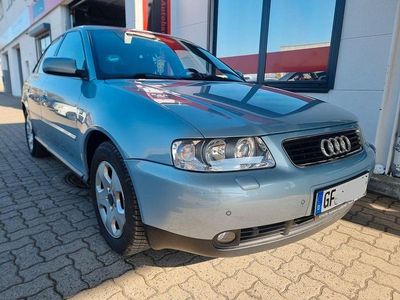 Gebraucht Audi A3 Attraction 125 PS (91 kW) 2001 Blau Kleinwagen