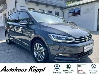 Gebraucht VW Touran Comfortline 150 PS (110 kW) 2025 Delfingrau metallic Van / Kleinbus