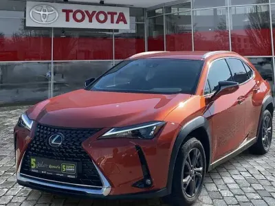 Gebraucht Lexus UX 250h 184 PS (135 kW) 2022 Orange SUV