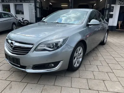Gebraucht Opel Insignia Edition 120 PS (88 kW) 2015 Silber Limousine